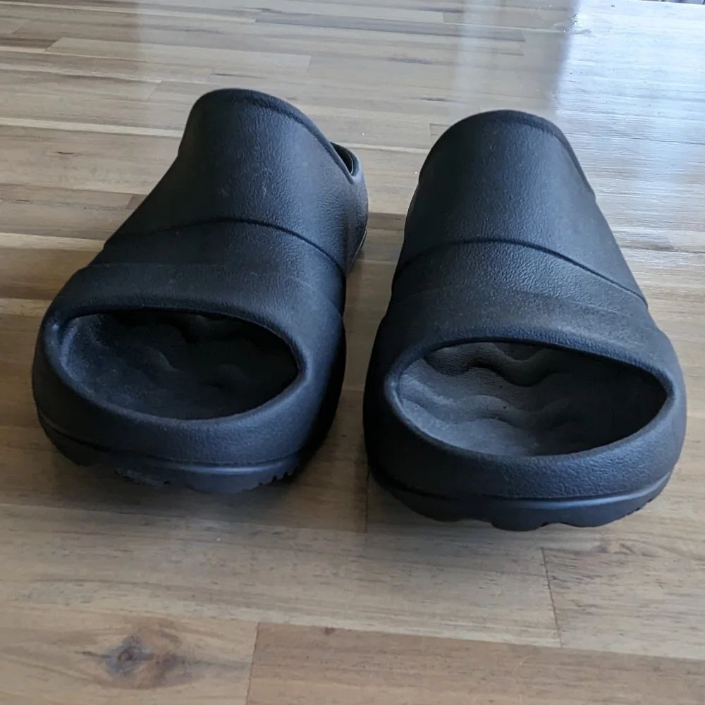 Sperry Float Slides - Picture 4 of 7